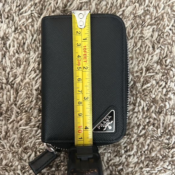 Vintage Prada zip wallet - Picture 6 of 7